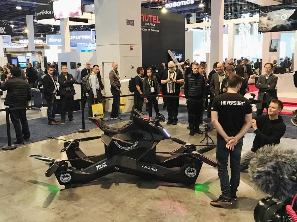 HoverSurf Scorpion at CES 2019.