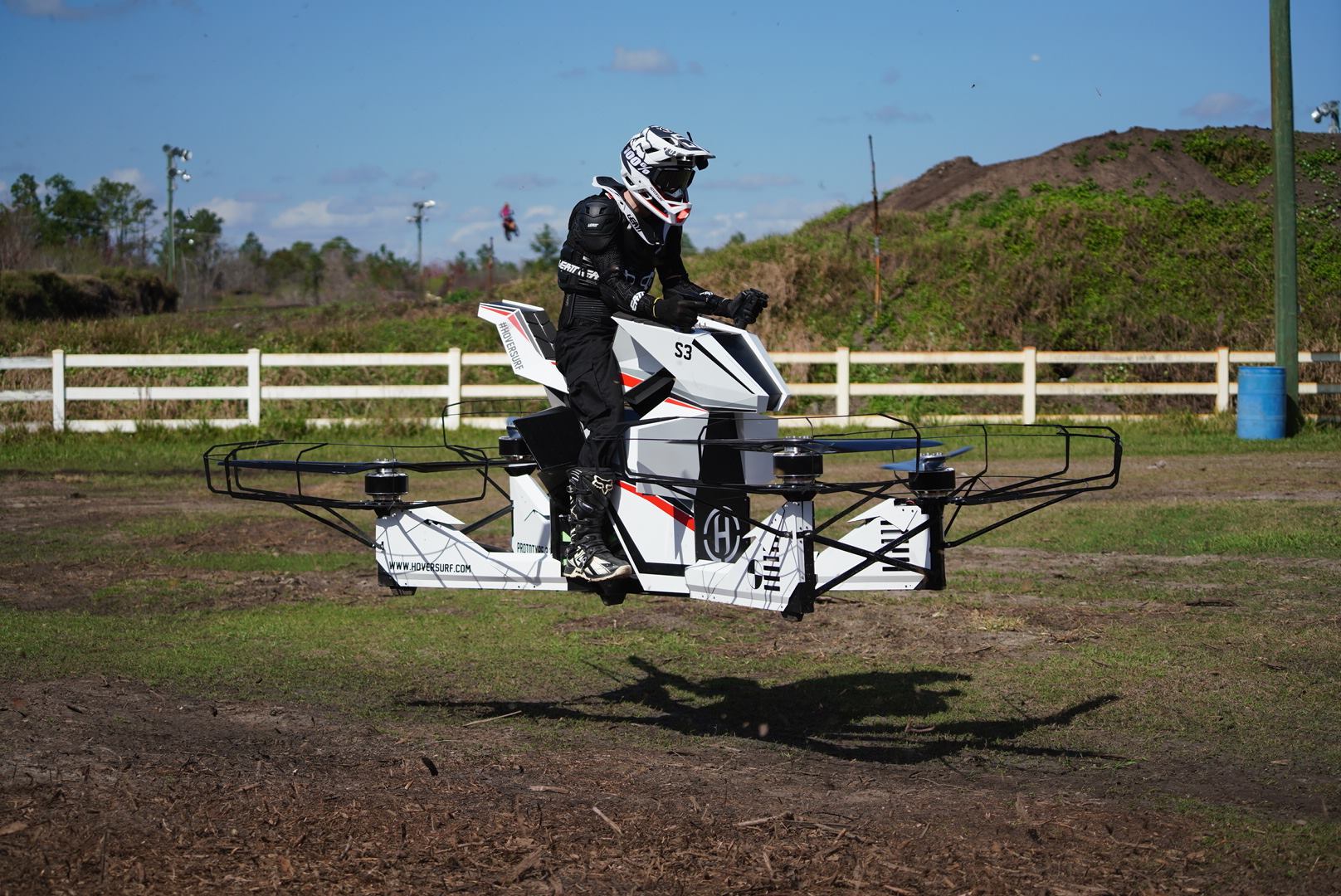 Hoversurf, April 2018